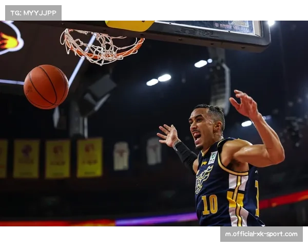 广东三支球队冠名赞助商盘点,东阳光马可波罗朗肽海本各领风骚